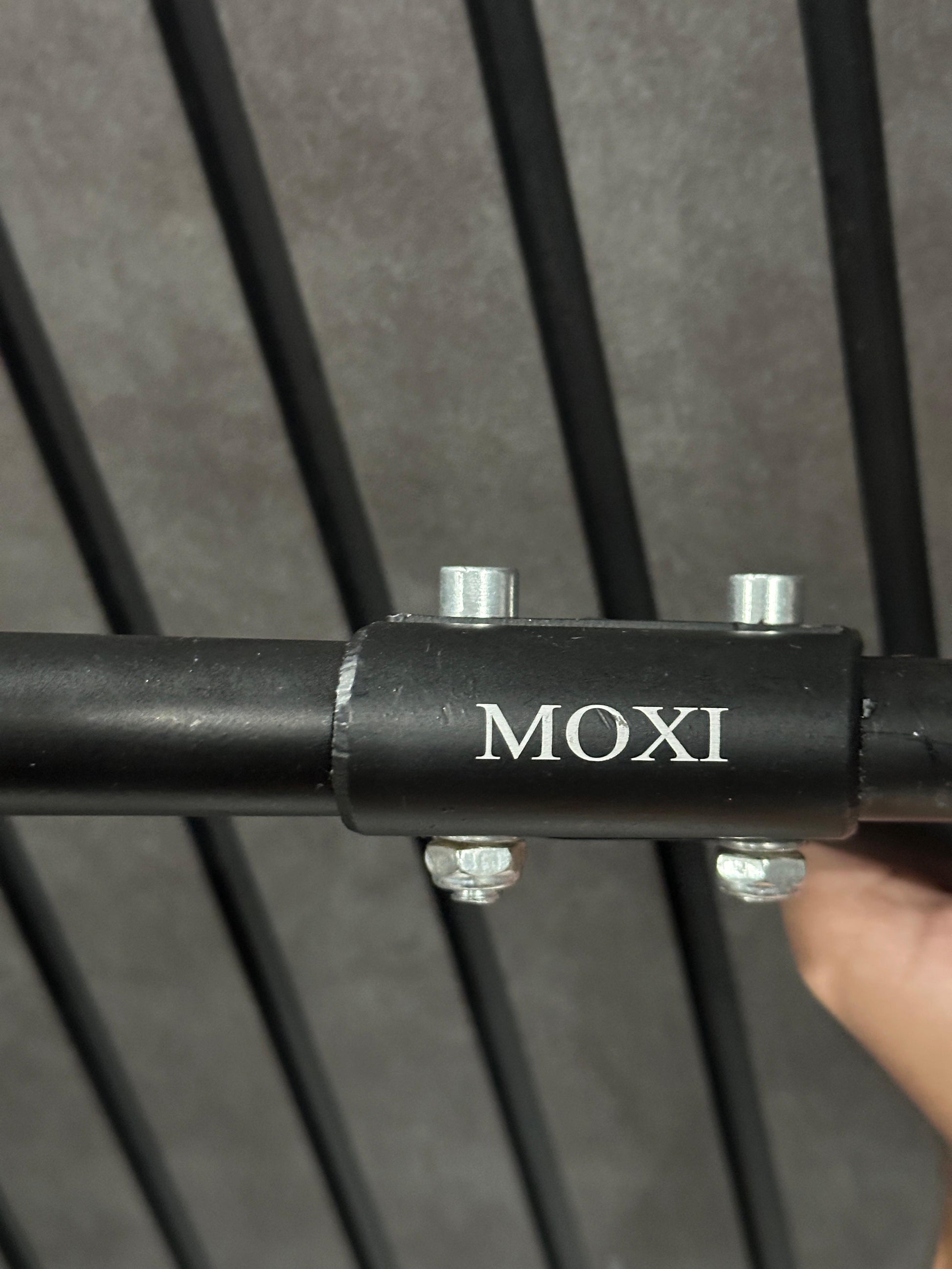 MOXI Three piece handle bar